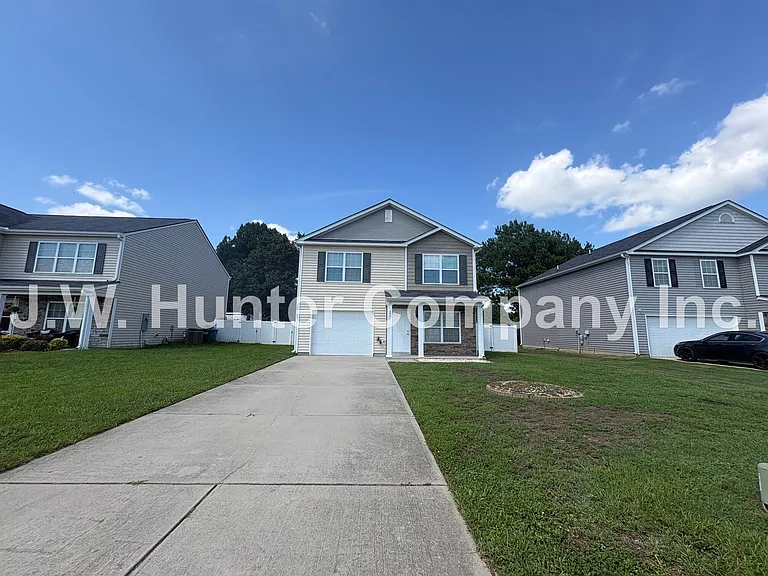 3556 Jetstream Dr NW — Photo 2