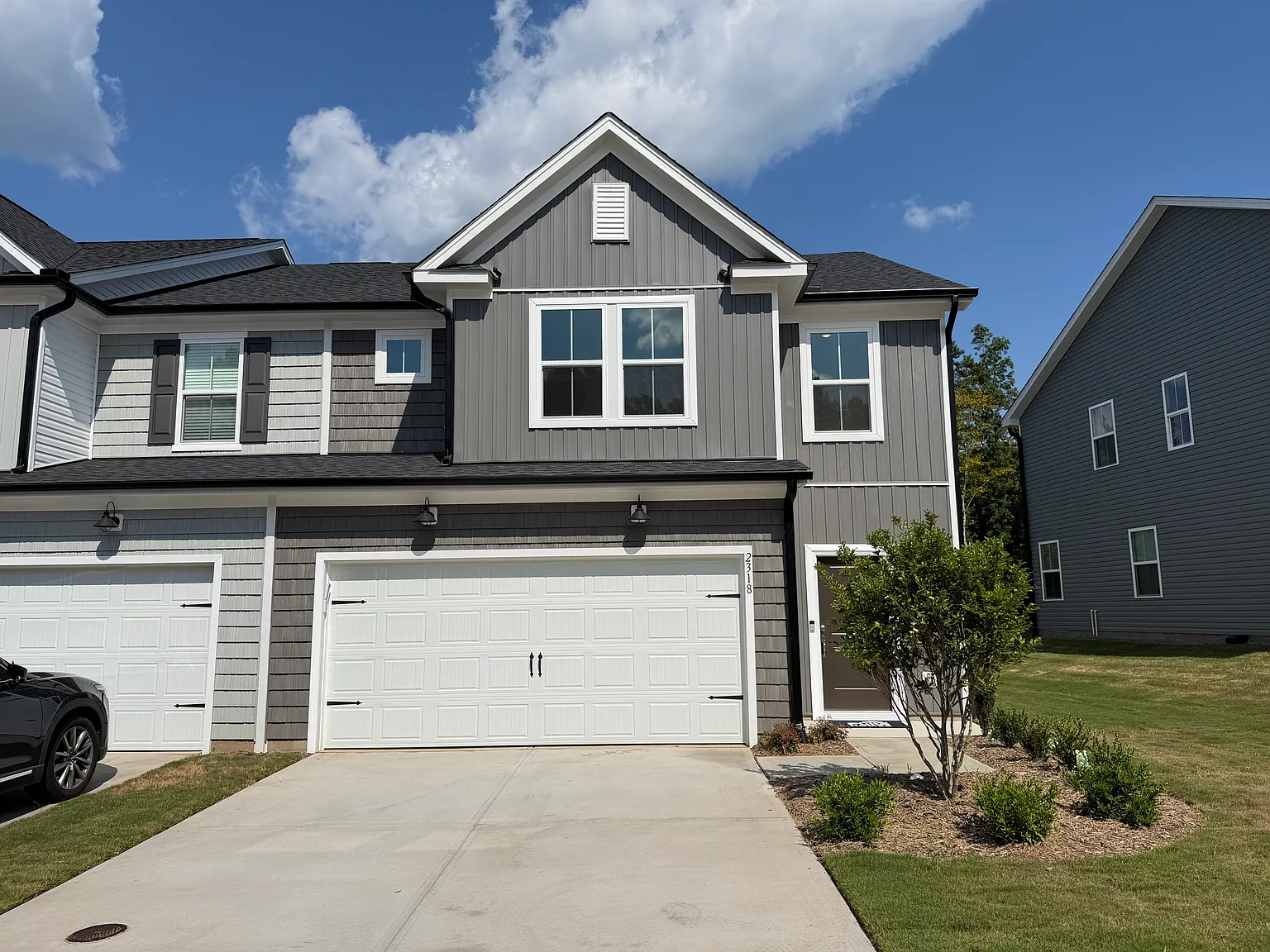 3 bed, 2.5 bath, 1865 sqft, $2,175 — Photo 1