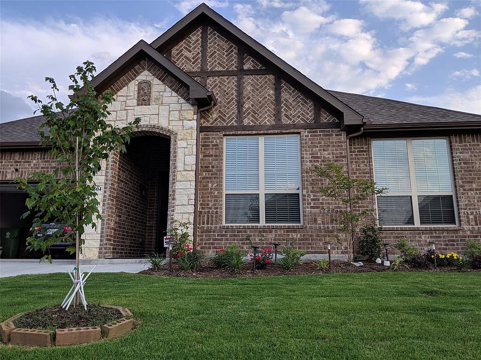 1st image of 4504 Morning Glory Ln