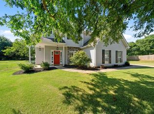 8060 Brookstone Ln, Gainesville, GA 30506