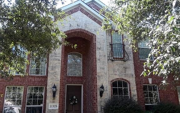 2nd image of 11325 Henderson Dr