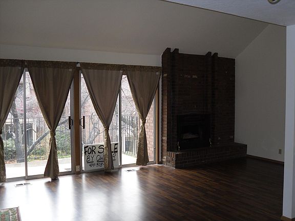 4th image of 1195 E Cottonwood Hills Dr