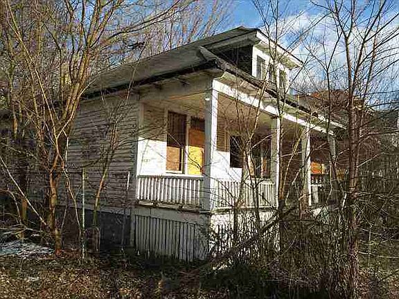 4458 Montclair
