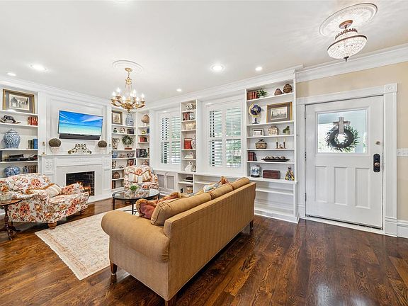 5th image of 5156 Westminster Pl