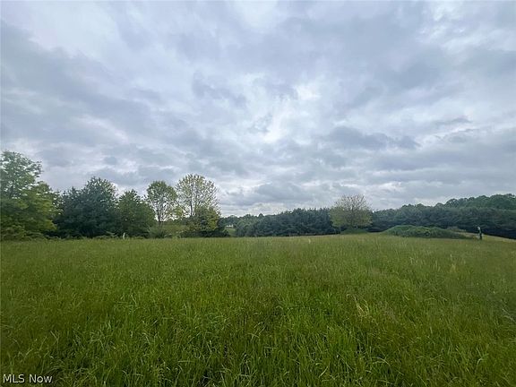 2nd image of 87085 Crall Rd