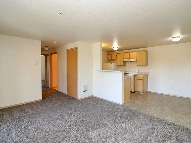 11710 - 11712 SE Powell — Photo 7