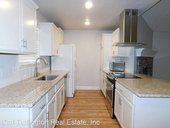 4th image of 2503 NW 37th Pl