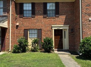 306 E Circuit Ln, Newport News, VA 23608