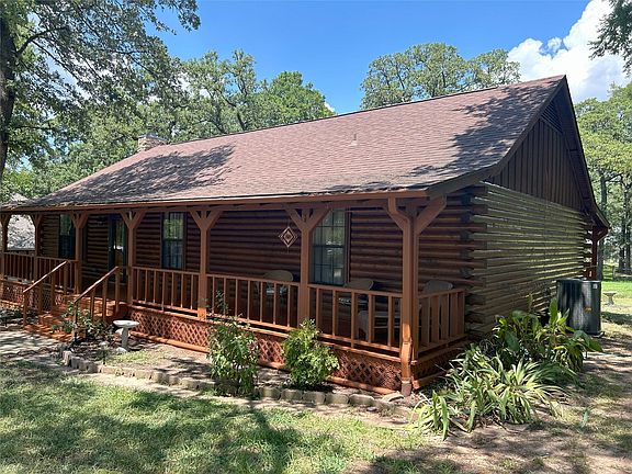 2nd image of 105 Santee Dr