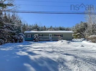 167 Bolivar Rd, Lunenburg, NS B4V5N6