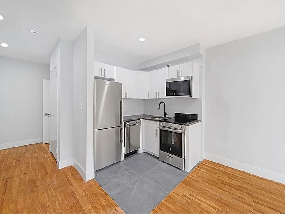1st image of 417 E 83rd St #2CC