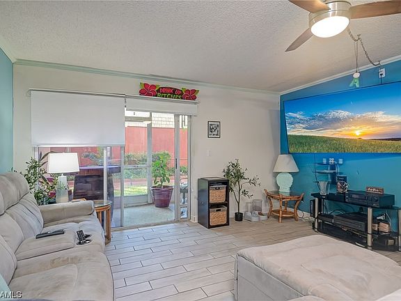 5th image of 2366 E Mall Dr APT 117