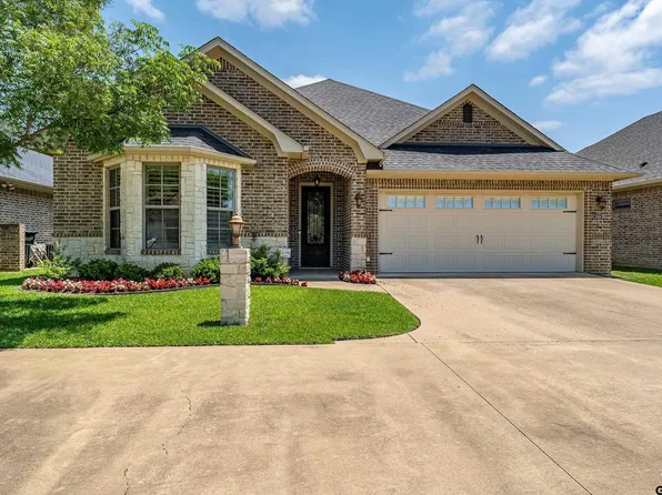 5524 Hollytree Dr, Tyler, TX 75703