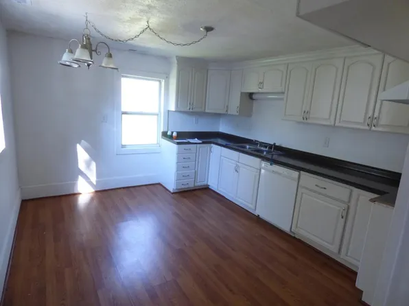 112 Ervintown Rd, Richlands, NC 28574
