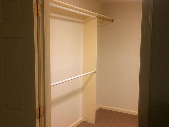 Walk in closet
