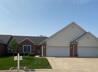 203 Field Ct, Normal, IL 61761
