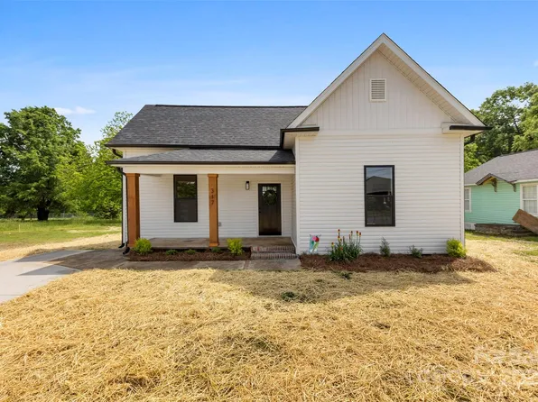 317 S Pink St, Cherryville, NC 28021
