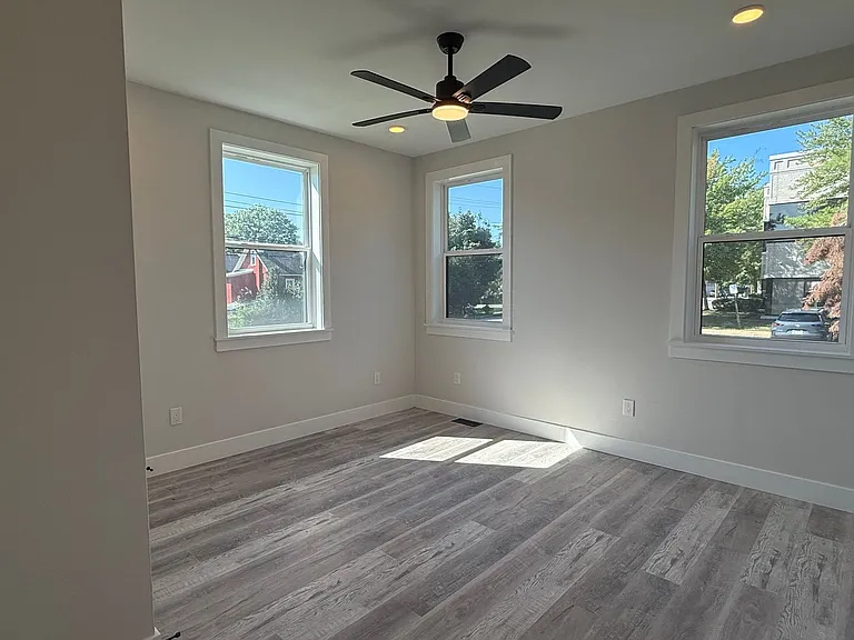 132 Yale Ave — Photo 12