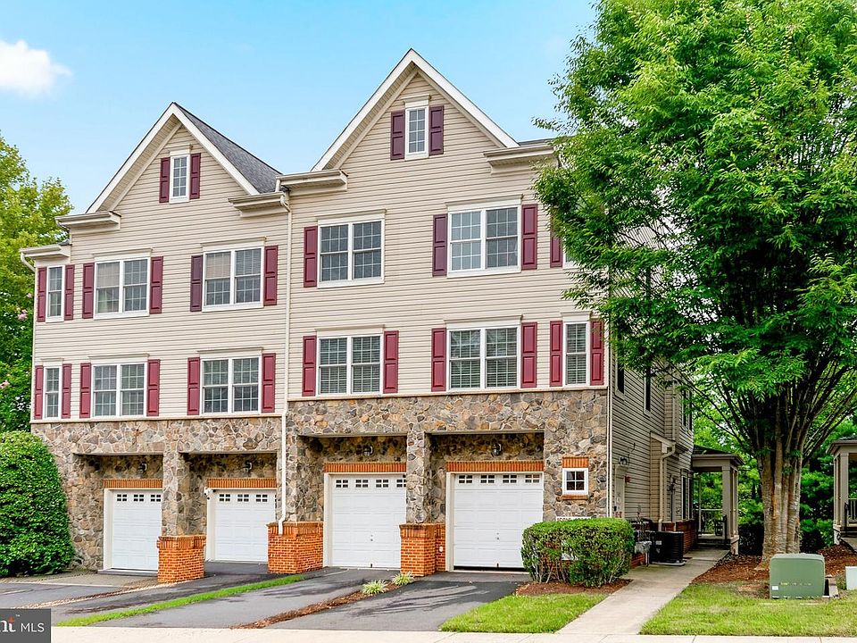 1st image of 16821 Nuttal Oak Pl #4