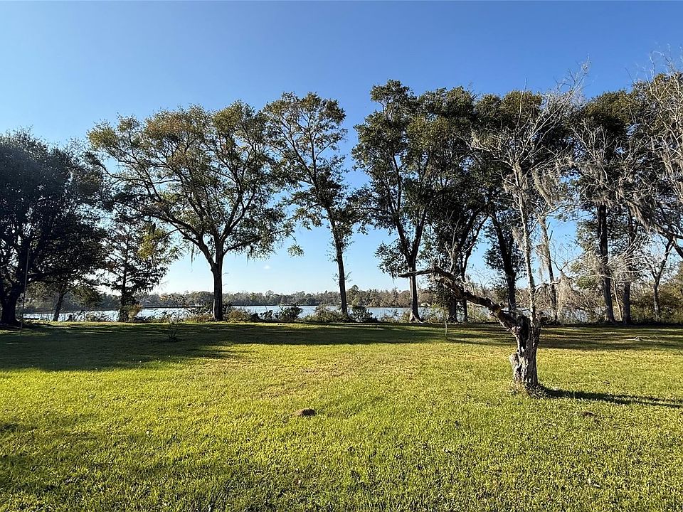 1st image of E Taylor Lake Cir
