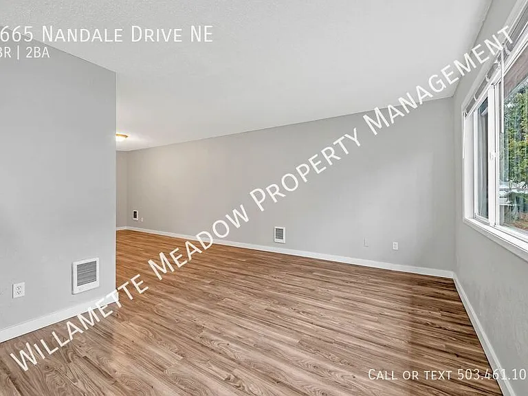 4665 Nandale Dr NE — Photo 13