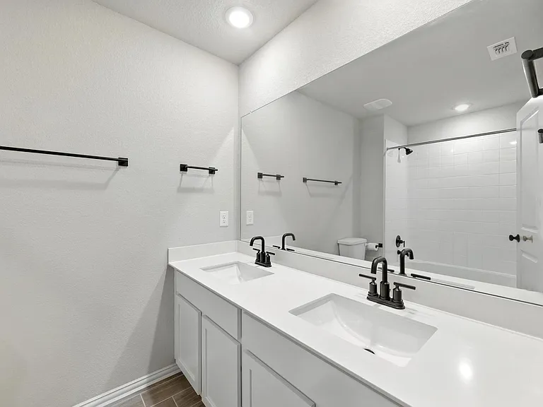 149 Hackberry Ln — Photo 22