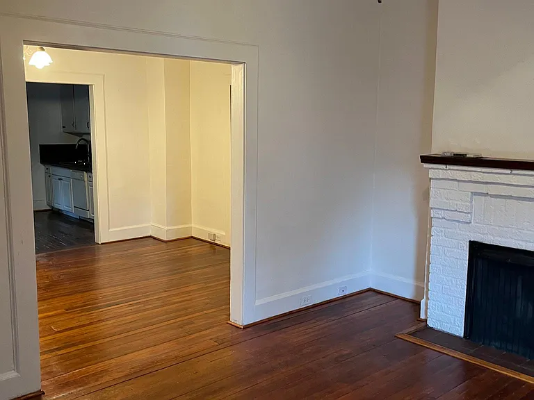 2406 Cypress St — Photo 2