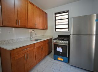 32-60 31st St #2, Astoria, NY 11106