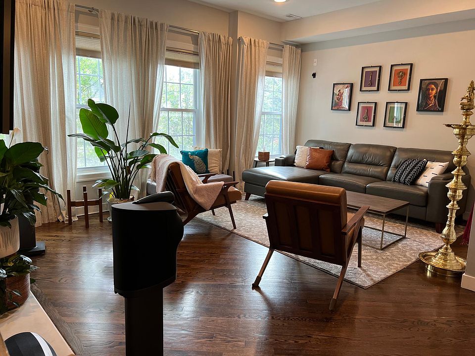 1st image of 632 W Schubert Ave #2