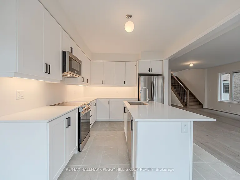 14 Tamworth Ter #1 — Photo 3