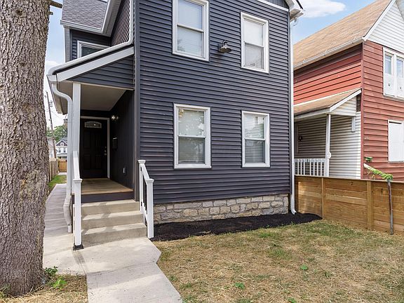 3rd image of 207 Hawkes Ave