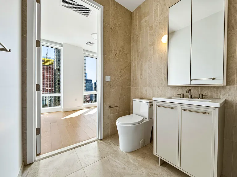 250 W 49th St #12703 — Photo 10
