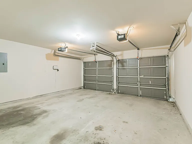 13831 Hillingdale Ln — Photo 31