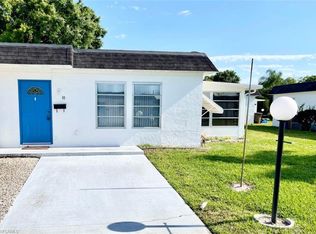 10 Temple CT, LEHIGH ACRES, FL 33936