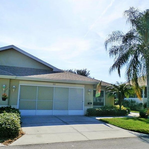 1st image of 927 Villeroy Greens Dr