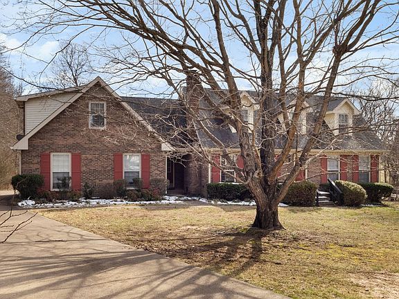 4th image of 908 Hunter Ln