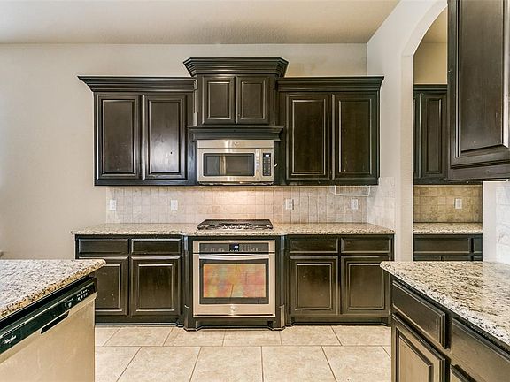 4th image of 12909 Oakvale Trl