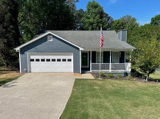 417 Briarwood Rd, Winder, GA 30680