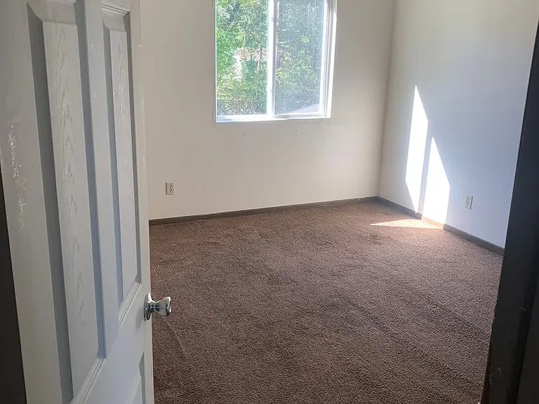 836 S 13th St #236-260 — Photo 5