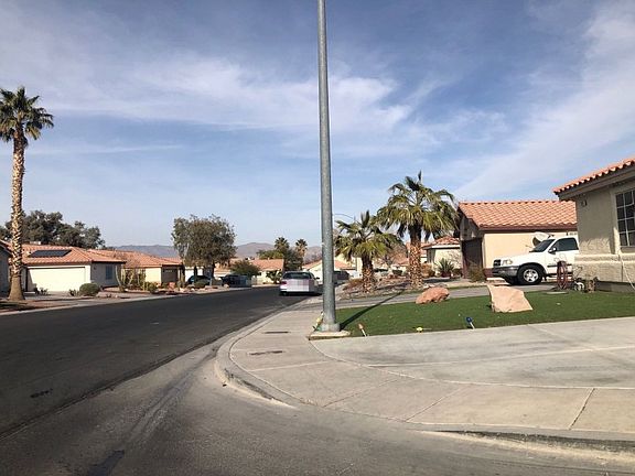 4th image of 2658 Holy Cross Dr