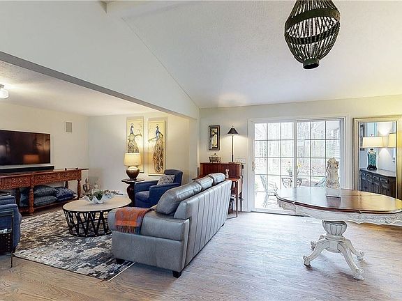 2nd image of 7738 Clarion Dr
