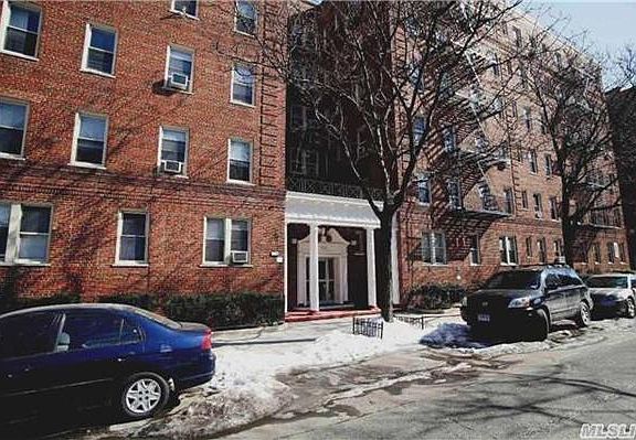 4th image of 4115 45th St APT 5J