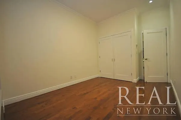 Rented by REAL New York | media 76