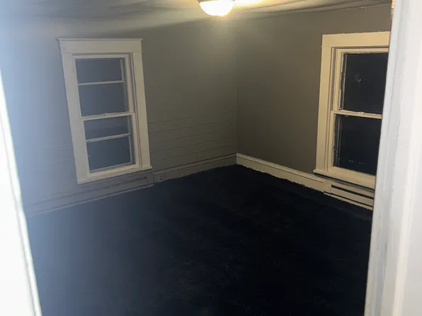 61 Ellicott St, Jamestown, NY