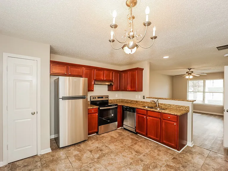 3076 Broadleaf Trl — Photo 10