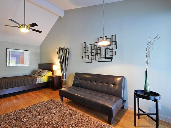 5th image of 2526 Durwood St APT 212