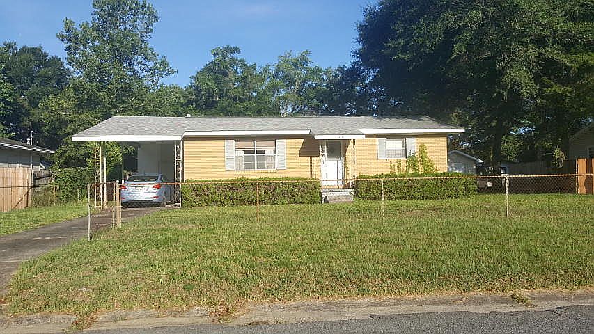 1st image of 161 Rainbow Dr