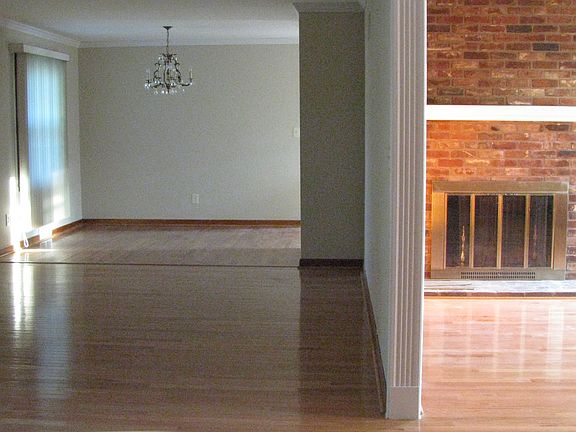 3rd image of 2506 Spencer Dr