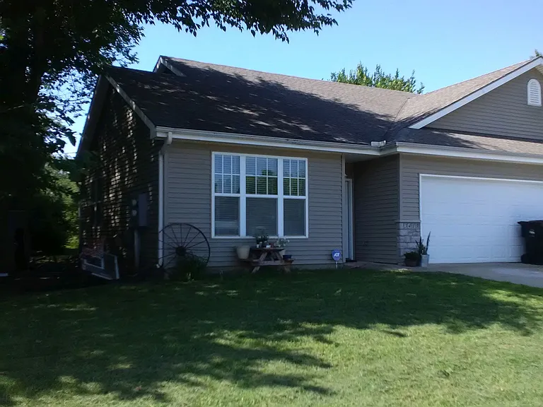 3413 SE Taurus Ave — Photo 27