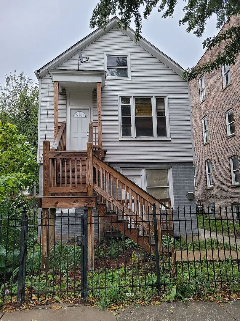 Building Photo - 1521 S Komensky Ave